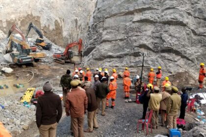 पत्थर की खदान ढहने से एक व्यक्ति की मौत, कई लोग मलबे में फंसे