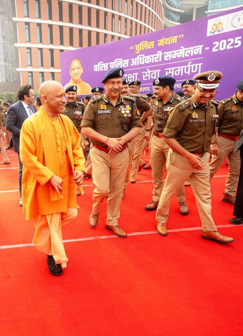 यूपी पुलिस हैशटैग दो घंटे से अधिक समय तक एक्स पर वैश्विक ट्रेंडिंग सूची में शीर्ष पर रहा