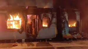 टाटानगर-एर्नाकुलम एक्सप्रेस ट्रेन में आग लगने से एक की मौत - न्यूज टुडे